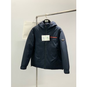 프라다 남자 패딩