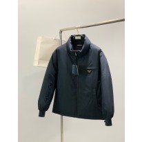 프라다 남자 패딩