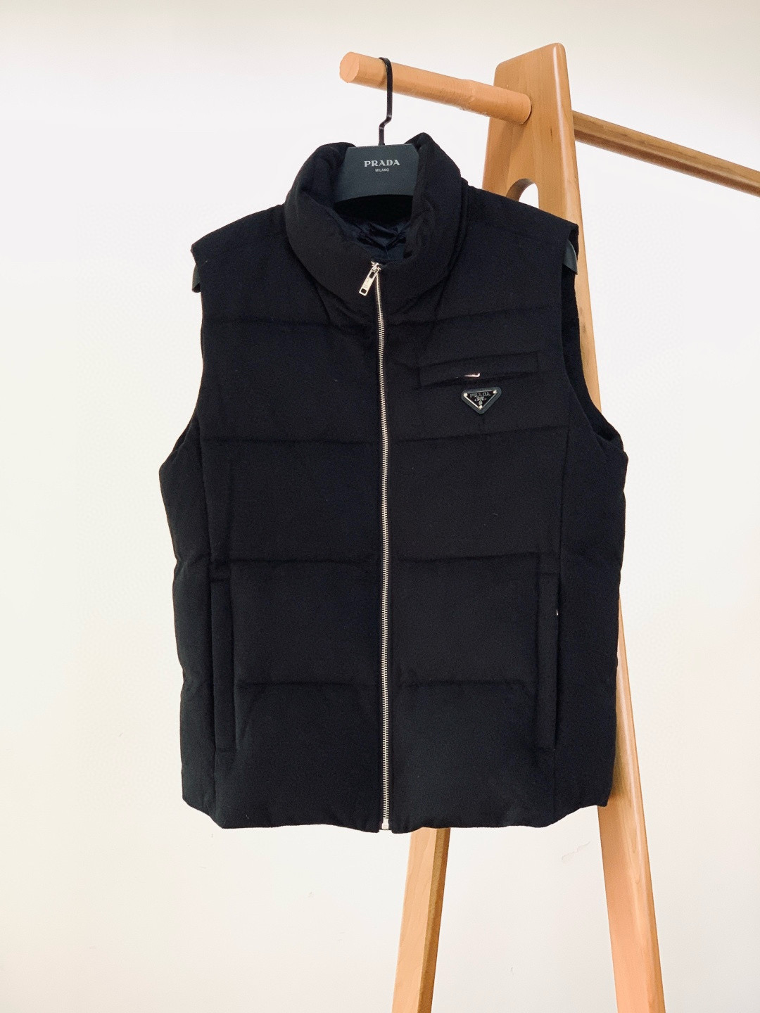 프라다 남자 조끼