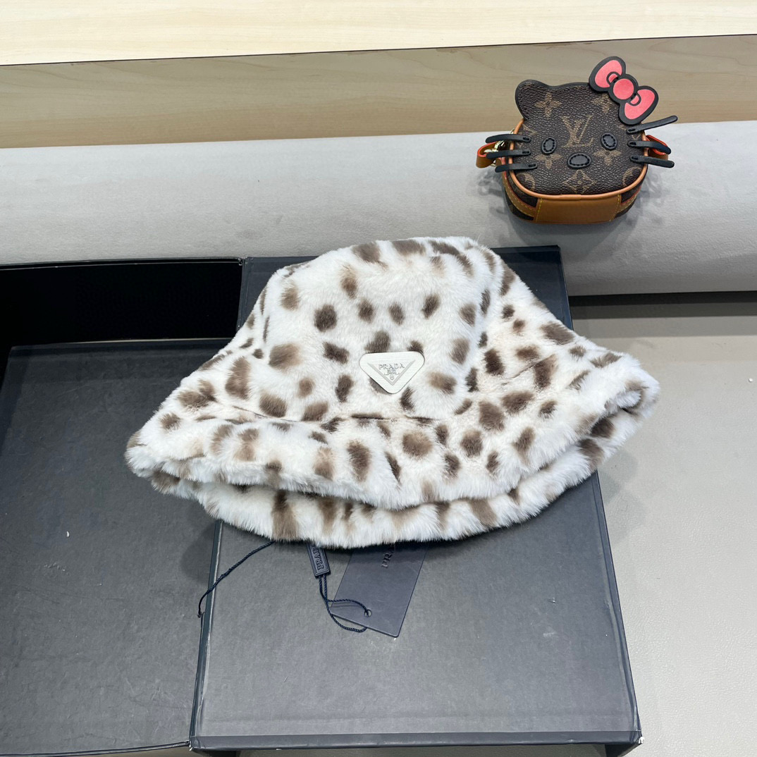 프라다 겨울 모자