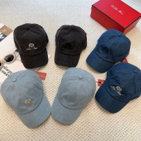 로로피아나 모자