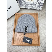 생로랑 겨울 모자