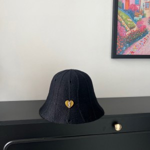 생로랑 겨울 모자