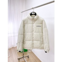 발렌시아가 남자 패딩