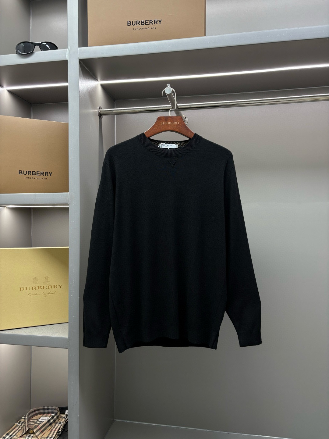 발렌티노 남자 니트