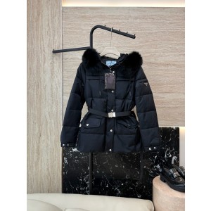 프라다 여자 패딩