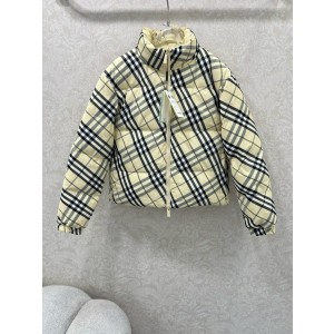 버버리 여자 패딩