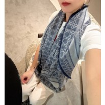 디올 스카프