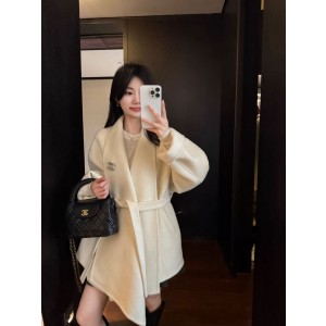 샤넬 여자 재킷 자켓-코트