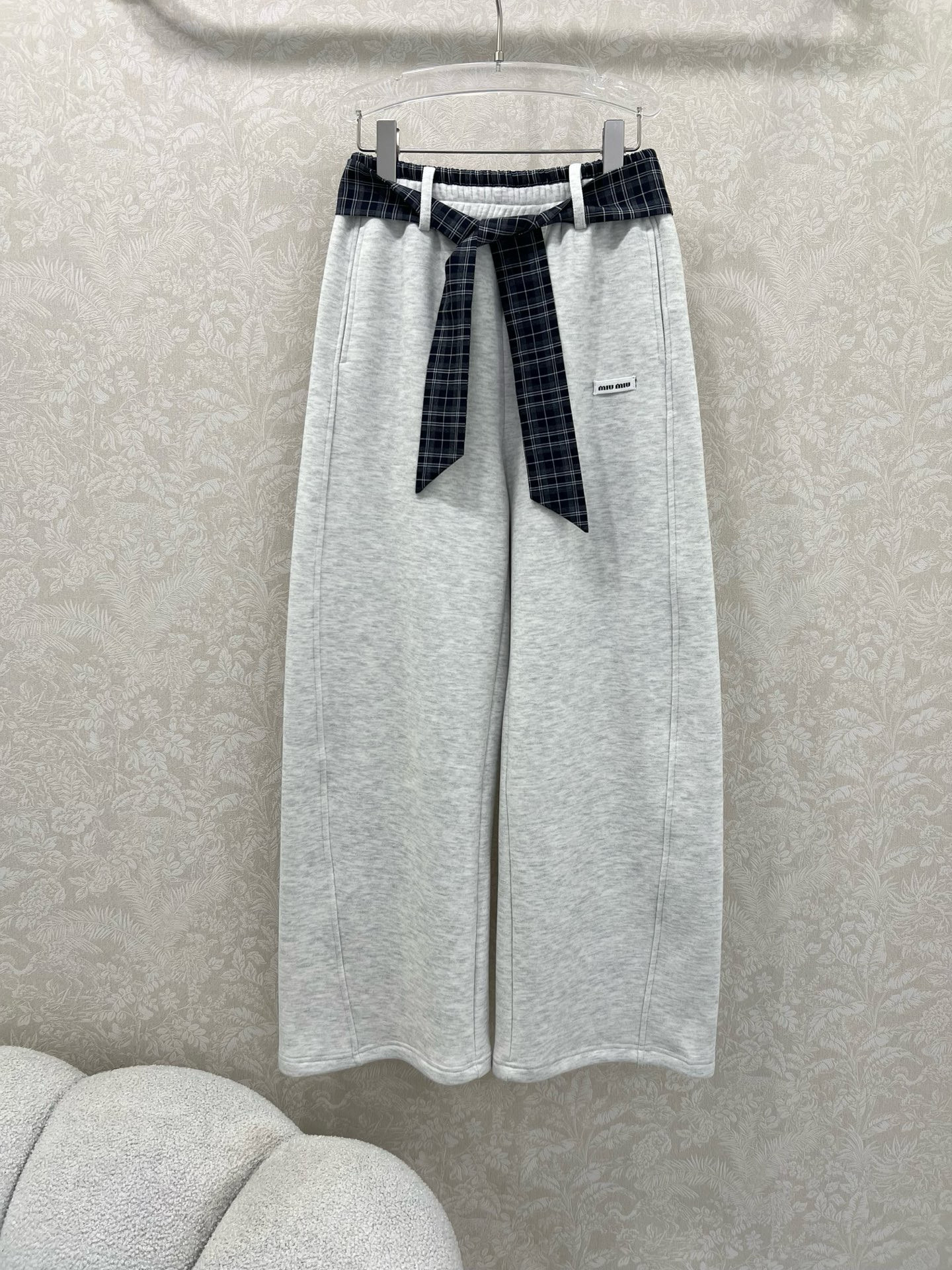 미우미우 여자 바지