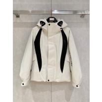 발렌시아가 남자 패딩